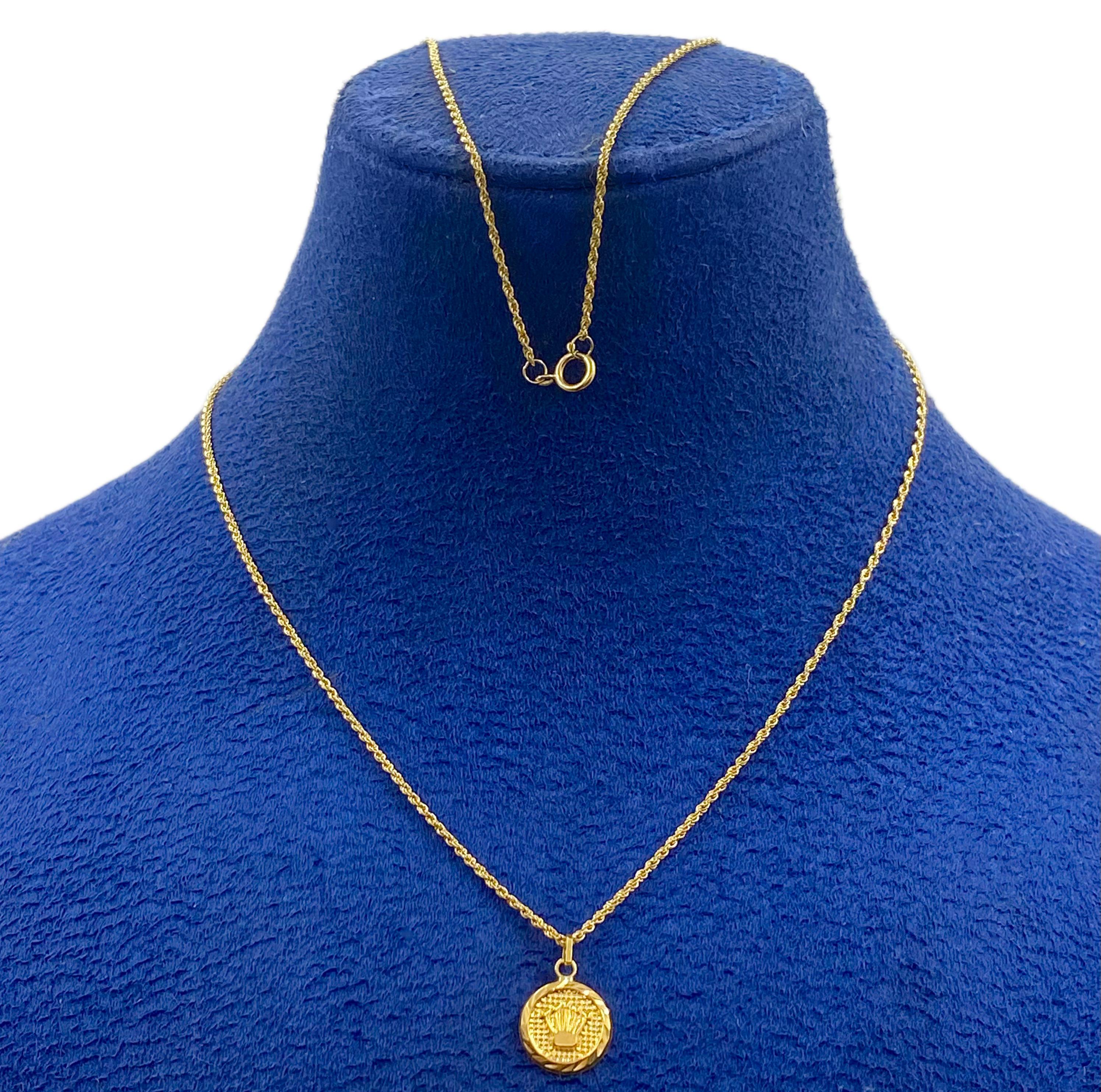 18k Gold Circle Crown Necklace
