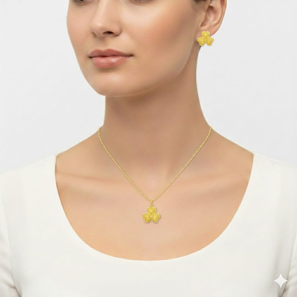18k Gold Three Petals Jewelry Set